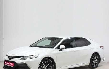Toyota Camry, 2021 год, 3 380 000 рублей, 1 фотография