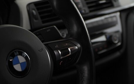 BMW 3 серия, 2018 год, 2 985 000 рублей, 14 фотография