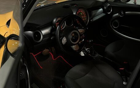 MINI Hatch, 2009 год, 980 000 рублей, 5 фотография