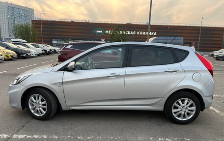 Hyundai Solaris II рестайлинг, 2011 год, 760 000 рублей, 4 фотография