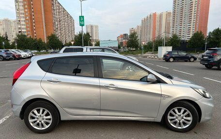 Hyundai Solaris II рестайлинг, 2011 год, 760 000 рублей, 6 фотография