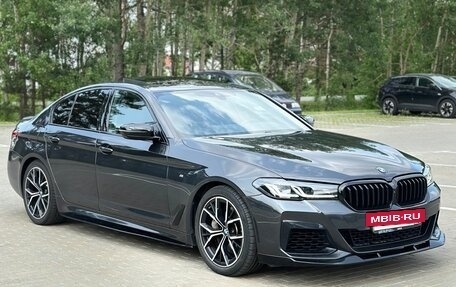 BMW 5 серия, 2020 год, 5 588 000 рублей, 10 фотография