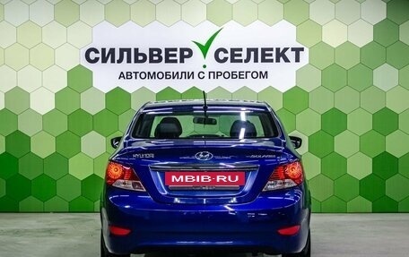 Hyundai Solaris II рестайлинг, 2011 год, 850 000 рублей, 4 фотография