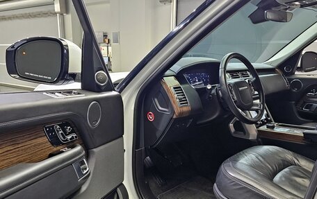 Land Rover Range Rover IV рестайлинг, 2021 год, 6 300 000 рублей, 8 фотография