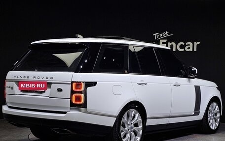 Land Rover Range Rover IV рестайлинг, 2021 год, 6 300 000 рублей, 3 фотография
