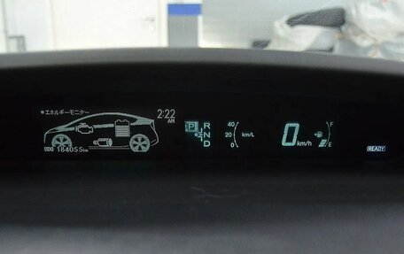 Toyota Prius, 2011 год, 840 000 рублей, 21 фотография