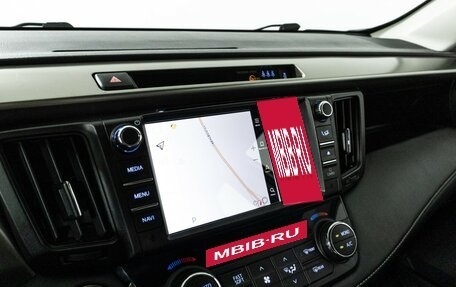 Toyota RAV4, 2018 год, 2 299 700 рублей, 19 фотография
