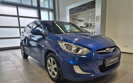 Hyundai Solaris II рестайлинг, 2013 год, 790 000 рублей, 3 фотография