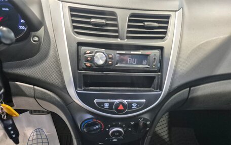 Hyundai Solaris II рестайлинг, 2013 год, 790 000 рублей, 19 фотография