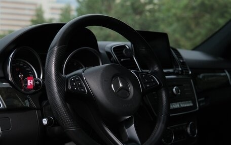 Mercedes-Benz GLE, 2017 год, 4 950 000 рублей, 15 фотография