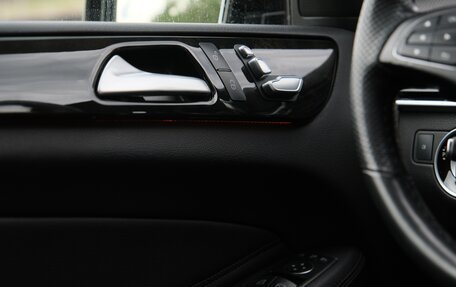Mercedes-Benz GLE, 2017 год, 4 950 000 рублей, 25 фотография