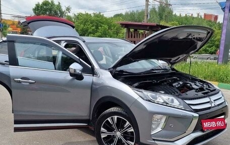 Mitsubishi Eclipse Cross, 2019 год, 2 600 000 рублей, 5 фотография