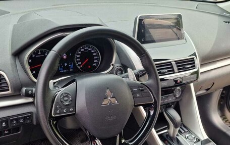 Mitsubishi Eclipse Cross, 2019 год, 2 600 000 рублей, 24 фотография