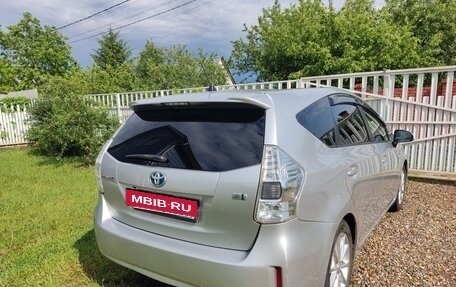Toyota Prius Alpha I (ZVW40/41), 2013 год, 1 290 000 рублей, 3 фотография