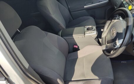 Toyota Prius Alpha I (ZVW40/41), 2013 год, 1 290 000 рублей, 15 фотография