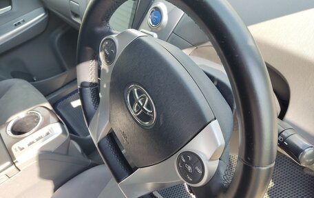 Toyota Prius Alpha I (ZVW40/41), 2013 год, 1 290 000 рублей, 16 фотография