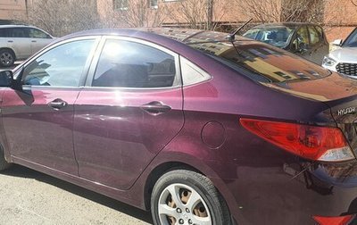Hyundai Solaris II рестайлинг, 2011 год, 690 000 рублей, 1 фотография