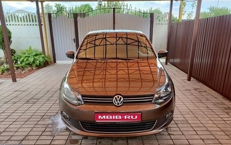 Volkswagen Polo VI (EU Market), 2015 год, 900 000 рублей, 1 фотография
