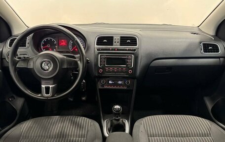 Volkswagen Polo VI (EU Market), 2013 год, 895 000 рублей, 16 фотография