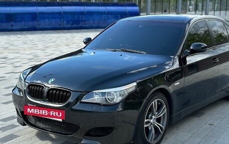 BMW 5 серия, 2004 год, 1 100 000 рублей, 4 фотография
