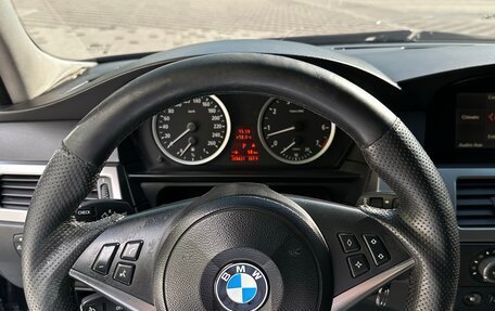 BMW 5 серия, 2004 год, 1 100 000 рублей, 15 фотография