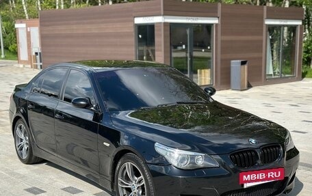 BMW 5 серия, 2004 год, 1 100 000 рублей, 14 фотография