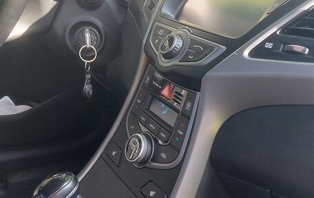 Hyundai Elantra V, 2014 год, 1 350 000 рублей, 5 фотография