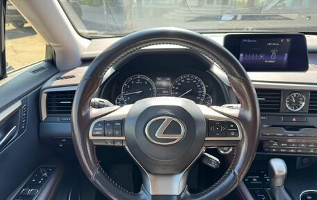 Lexus RX IV рестайлинг, 2018 год, 4 094 000 рублей, 9 фотография