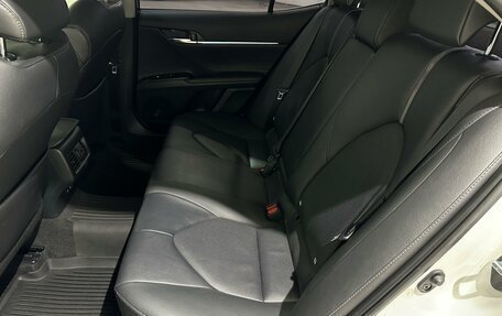 Toyota Camry, 2021 год, 3 380 000 рублей, 23 фотография