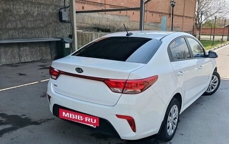 KIA Rio IV, 2019 год, 1 200 000 рублей, 2 фотография