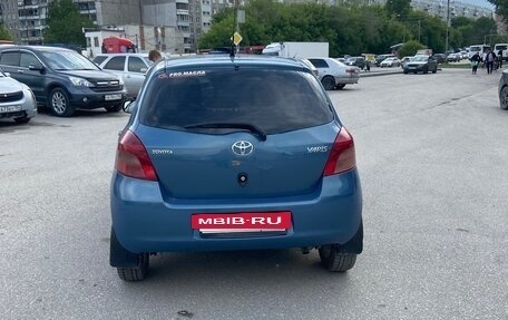 Toyota Yaris III рестайлинг, 2006 год, 600 000 рублей, 6 фотография