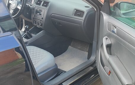 Volkswagen Jetta VI, 2013 год, 1 220 000 рублей, 12 фотография