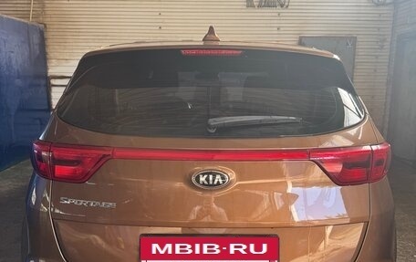 KIA Sportage IV рестайлинг, 2017 год, 2 300 000 рублей, 2 фотография