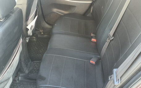 Hyundai Solaris II рестайлинг, 2011 год, 690 000 рублей, 6 фотография