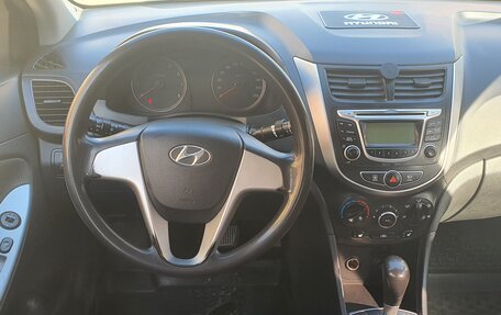 Hyundai Solaris II рестайлинг, 2011 год, 690 000 рублей, 7 фотография