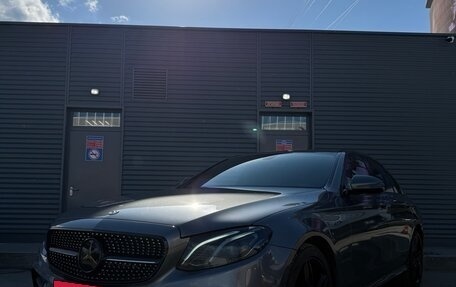 Mercedes-Benz E-Класс, 2018 год, 3 780 000 рублей, 5 фотография