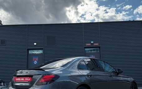 Mercedes-Benz E-Класс, 2018 год, 3 780 000 рублей, 6 фотография