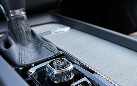Volvo XC60 II, 2021 год, 4 999 999 рублей, 12 фотография