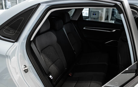 Geely Emgrand, 2024 год, 2 637 350 рублей, 19 фотография