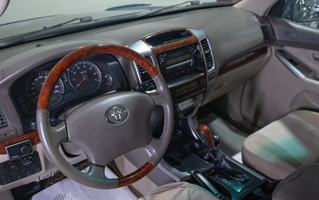 Toyota Land Cruiser Prado 120 рестайлинг, 2008 год, 2 349 000 рублей, 8 фотография