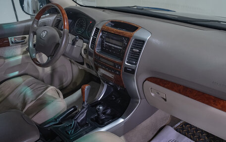 Toyota Land Cruiser Prado 120 рестайлинг, 2008 год, 2 349 000 рублей, 17 фотография