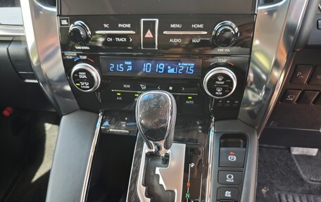 Toyota Alphard III, 2020 год, 5 700 000 рублей, 6 фотография