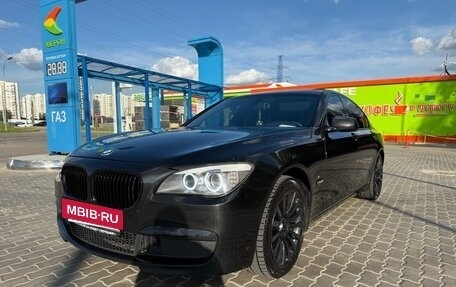 BMW 7 серия, 2010 год, 1 869 000 рублей, 2 фотография
