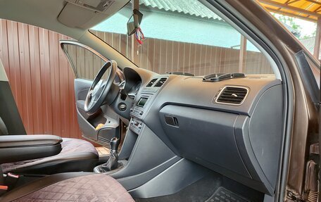 Volkswagen Polo VI (EU Market), 2015 год, 900 000 рублей, 6 фотография