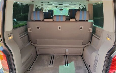 Volkswagen Multivan T6 рестайлинг, 2015 год, 3 800 000 рублей, 9 фотография