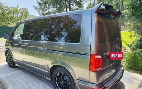 Volkswagen Multivan T6 рестайлинг, 2015 год, 3 800 000 рублей, 7 фотография
