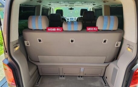 Volkswagen Multivan T6 рестайлинг, 2015 год, 3 800 000 рублей, 8 фотография