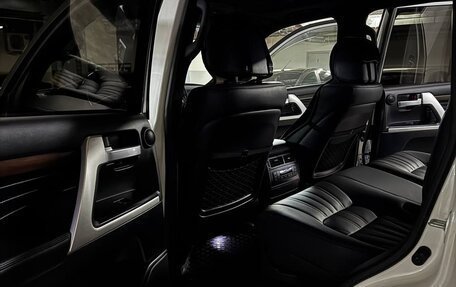 Toyota Land Cruiser 200, 2020 год, 10 500 000 рублей, 7 фотография