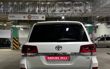 Toyota Land Cruiser 200, 2020 год, 10 500 000 рублей, 4 фотография