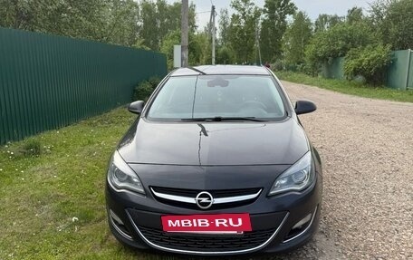 Opel Astra J, 2014 год, 740 000 рублей, 3 фотография